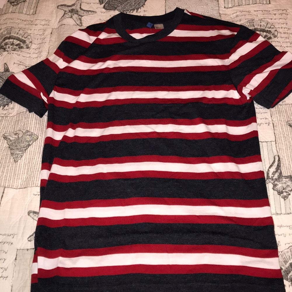 HM striped red white blue tee Small never used!